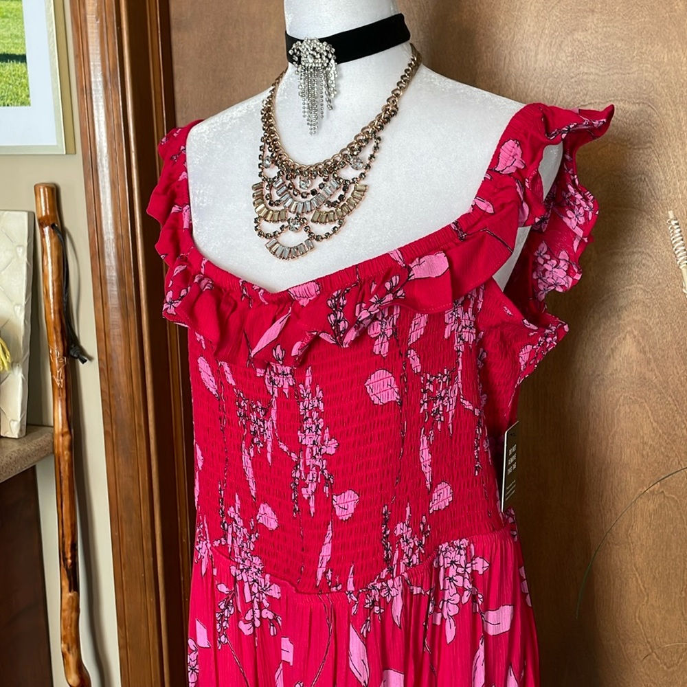Floral Ruffle Red Dress - Picture 3 of 16
